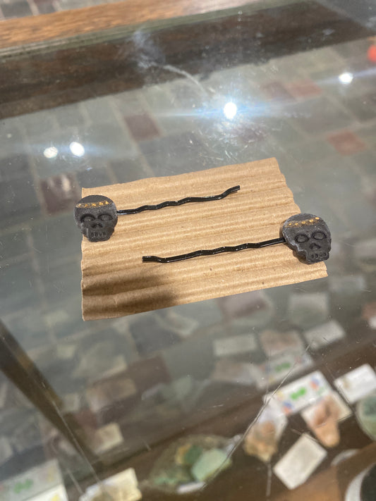 Skull Bobby Pins
