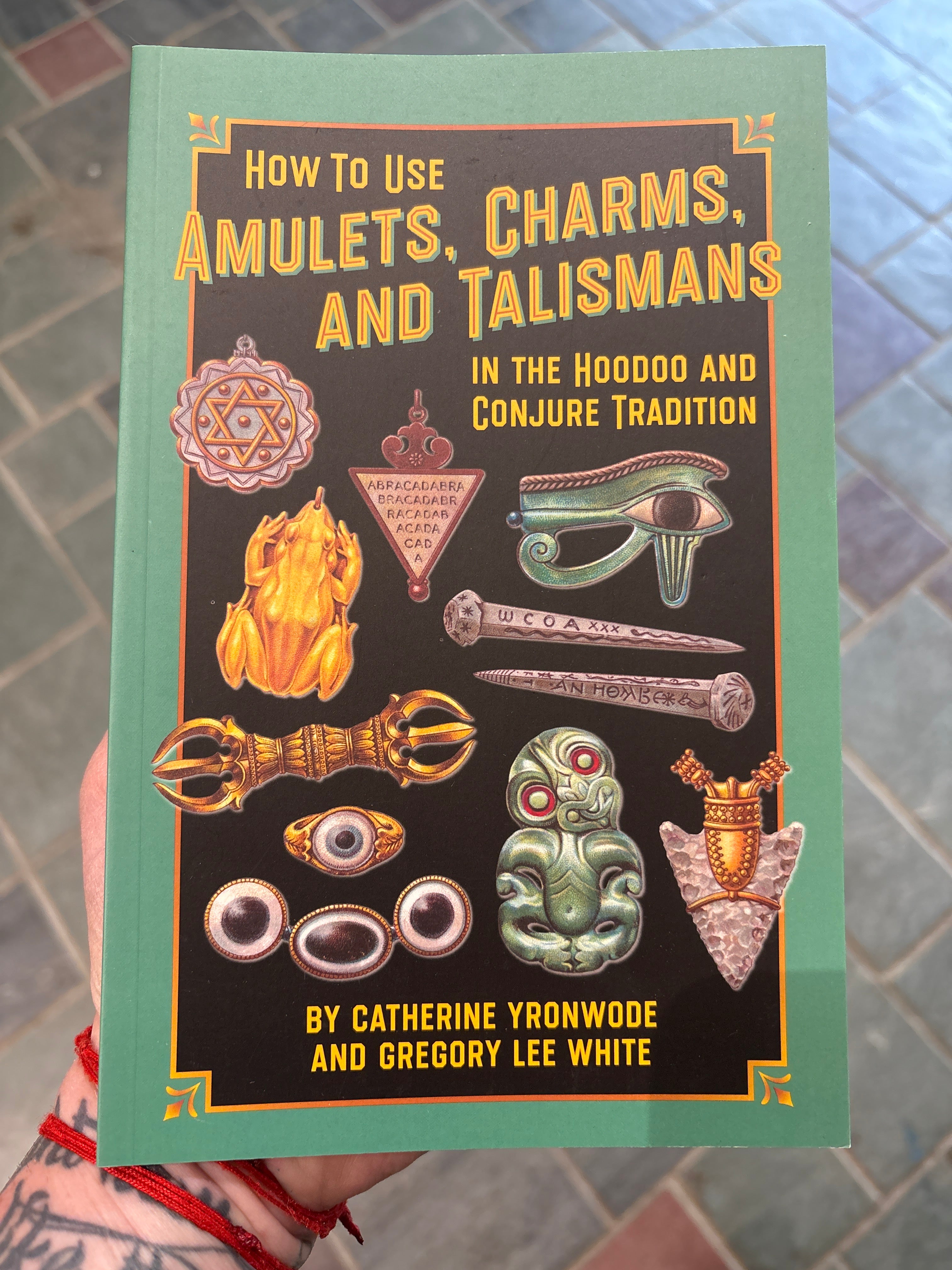 How to use Amulets, Charms, and Tailsmans in the Hoodoo and Conjure Tradition