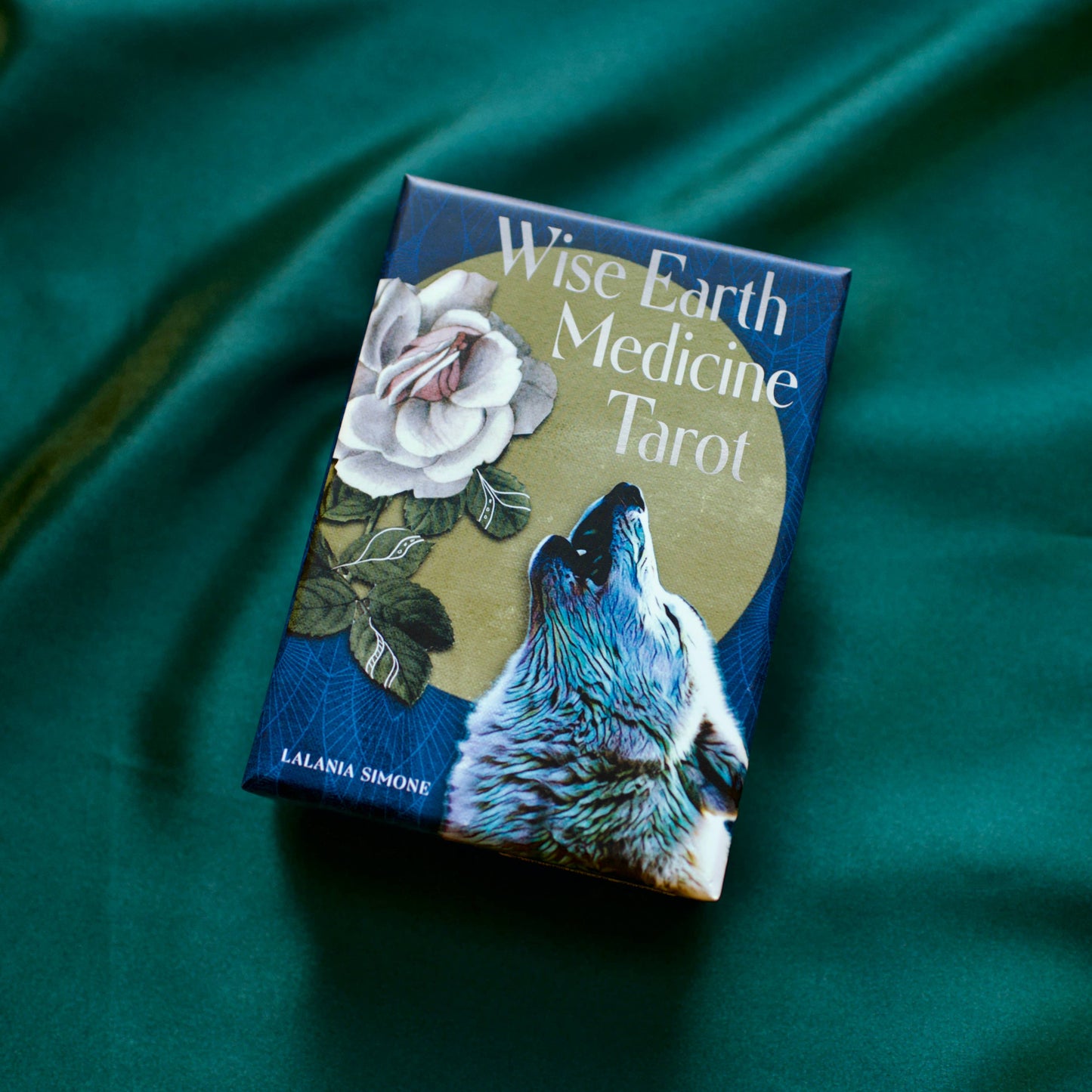 Wise Earth Medicine Tarot: 78 Cards & 96 Page Guidebook