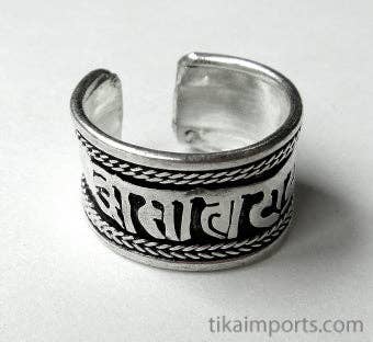Om Ring - Silver Tone