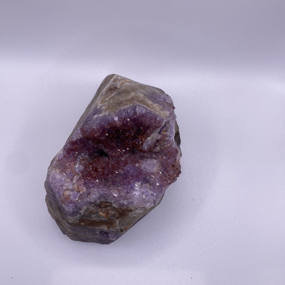 Red Capped Amethyst Generator