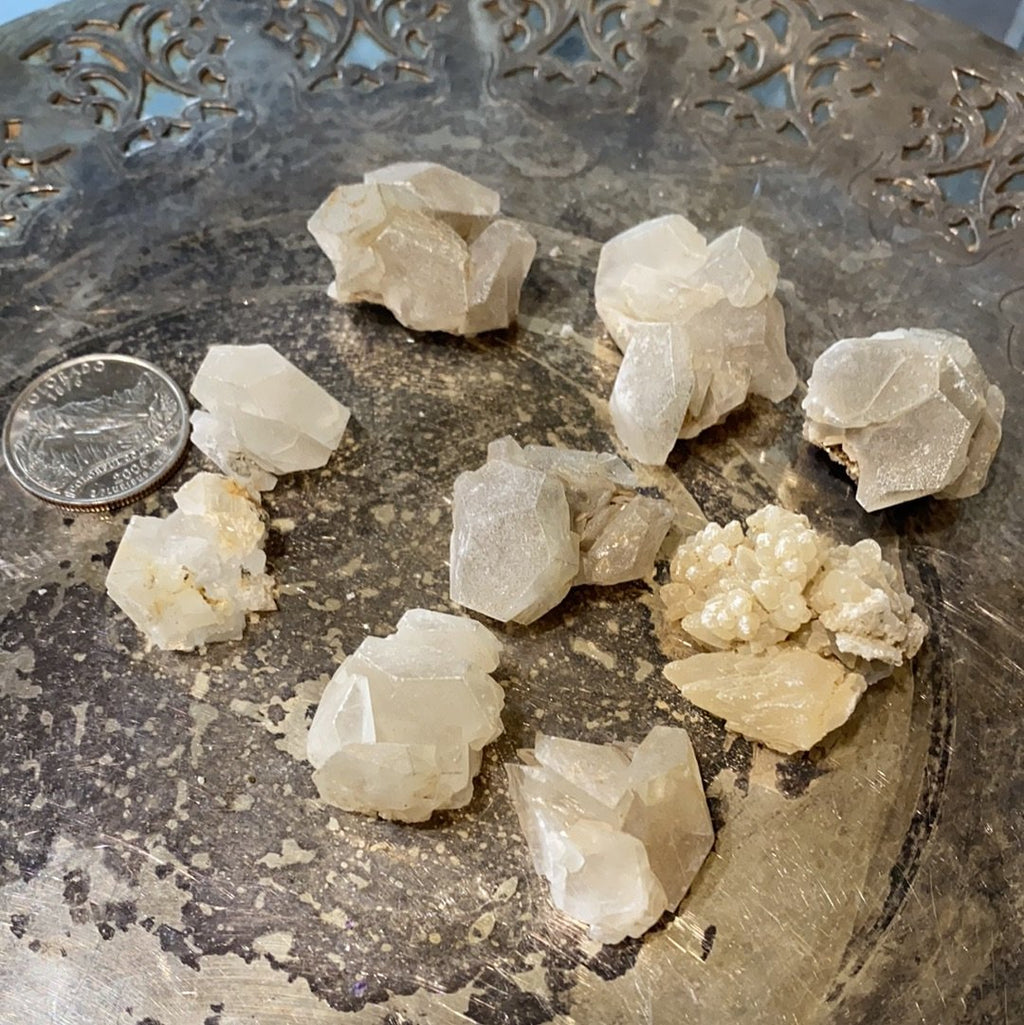 Hexagonal Calcite on Quartz