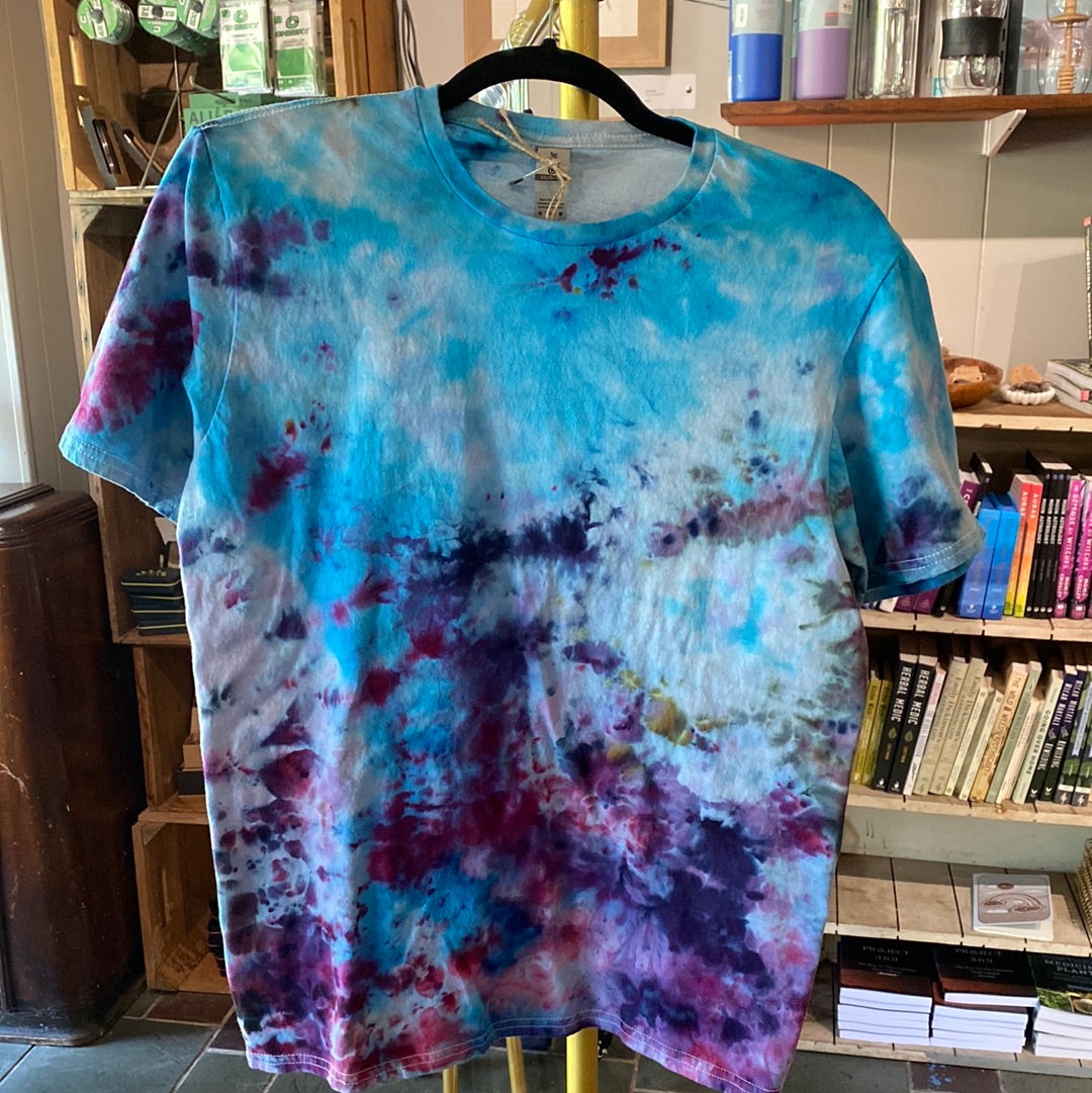 Tie-Dye Crew Neck Shirt (size M)