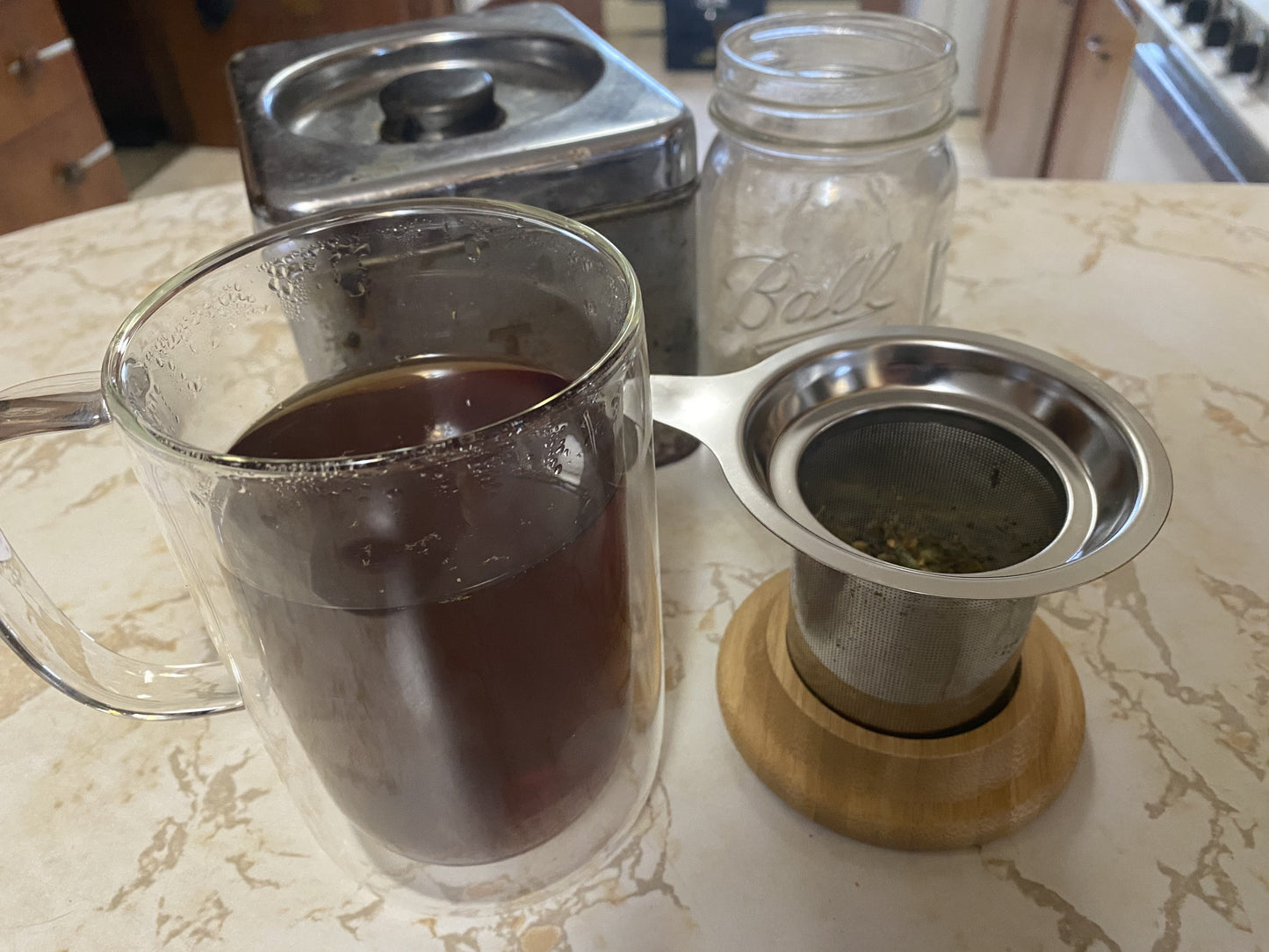 Minima™ Balanced Double walled Tea mug with infuser